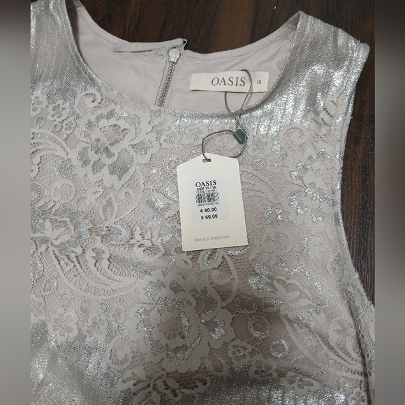 Oasis Metallic‎ Lace Chemise - Picture 2 of 10